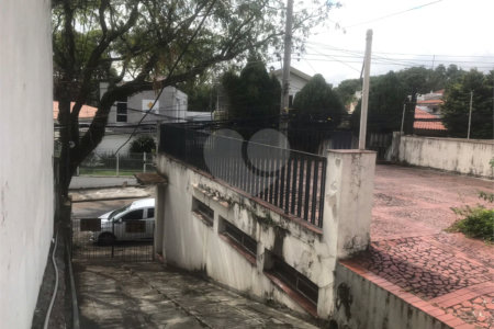 Casa à venda com 5 quartos em Bela Aliança, São Paulo, SP