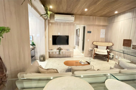 Apartamento à venda com 2 quartos, sendo 1 suíte, em Saúde, São Paulo, SP