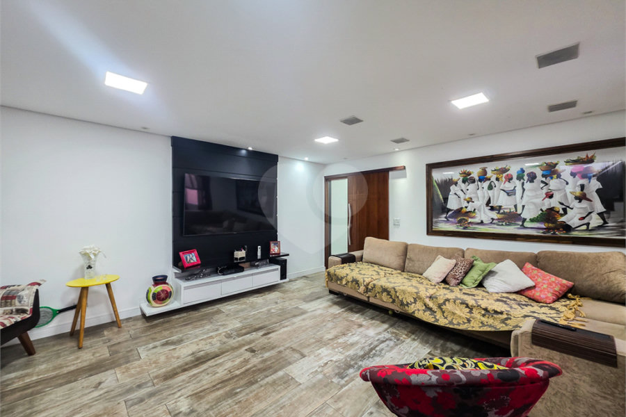 Casa à venda com 4 quartos, sendo 1 suíte, em Sapopemba, São Paulo, SP