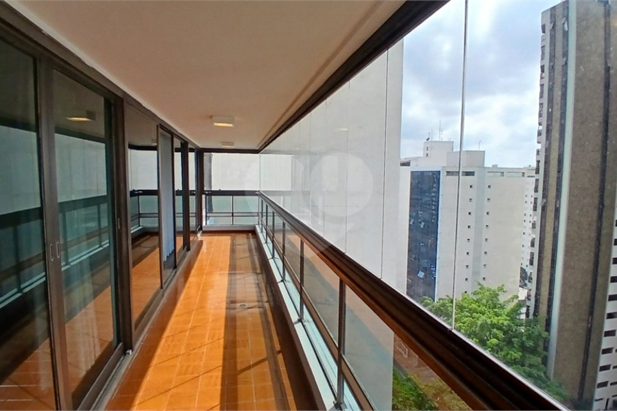 Apartamento à venda com 4 quartos, sendo 2 suítes, em Santana, São Paulo, SP