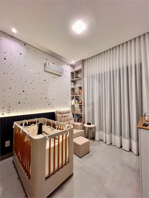 Casa à venda com 3 suítes no condomínio Residencial Mont'alcino, Valinhos - SP