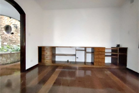 Sobrado à venda ou para alugar com 5 quartos, sendo 3 suítes, em Jardim Franca, São Paulo, SP