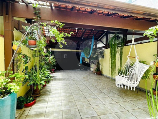 Villagio à venda com 4 quartos, sendo 2 suítes,  em Saúde, São Paulo, SP