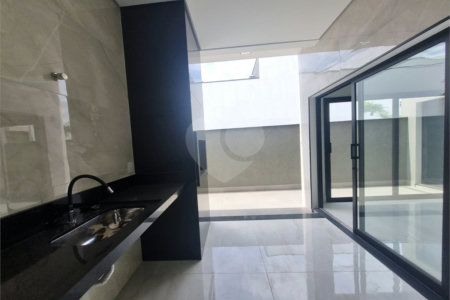 Casa à venda com 3 quartos, sendo 1 suíte,  no condomínio Reserva Ipanema I, Sorocaba - SP
