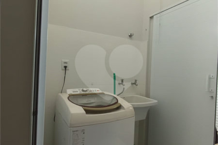 Casa à venda com 3 quartos, sendo 1 suíte,  no condomínio Ipes 2, Tatuí - SP