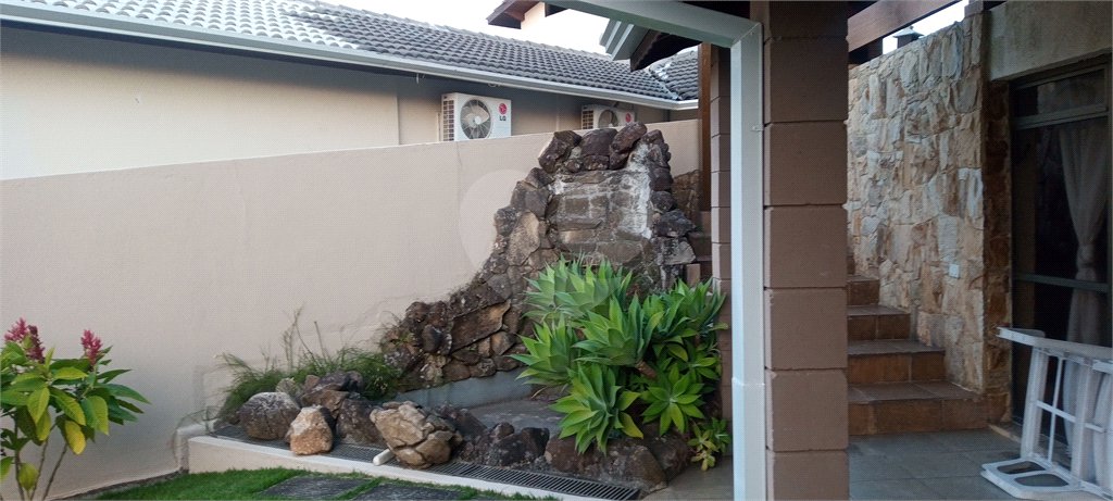 Casa à venda com 5 quartos, sendo 2 suítes, em Serra da Cantareira, Mairiporã, SP