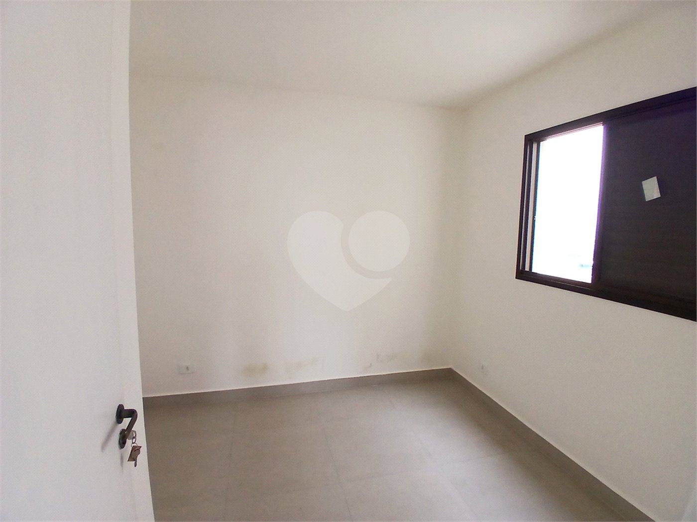 Apartamento à venda com 2 quartos em Vila dos Remédios, São Paulo, SP