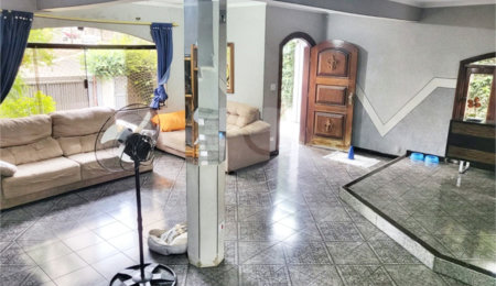Casa à venda com 4 quartos, sendo 2 suítes,  em Vila Maria, São Paulo, SP