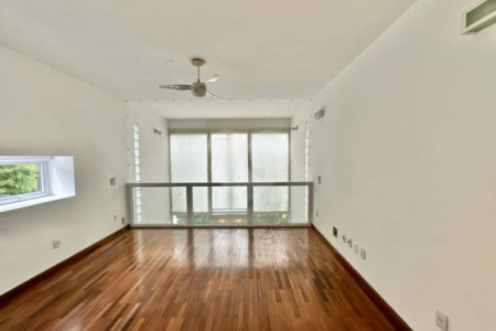 Casa à venda com 4 suítes no condomínio Recanto Impla, Carapicuíba - SP