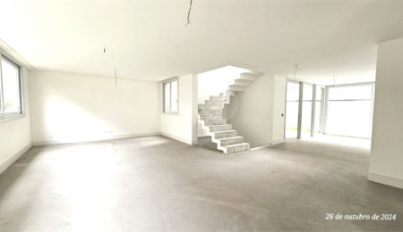 Casa à venda com 4 suítes no condomínio Vila Arese, São Paulo - SP