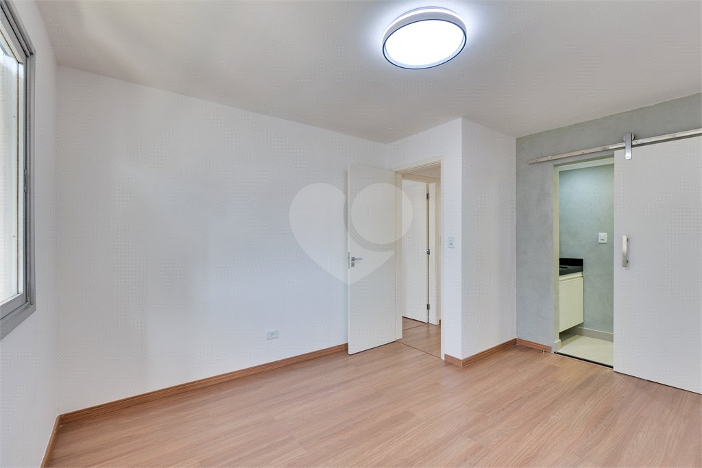 Apartamento à venda com 2 quartos, sendo 1 suíte, em Santo Amaro, São Paulo, SP