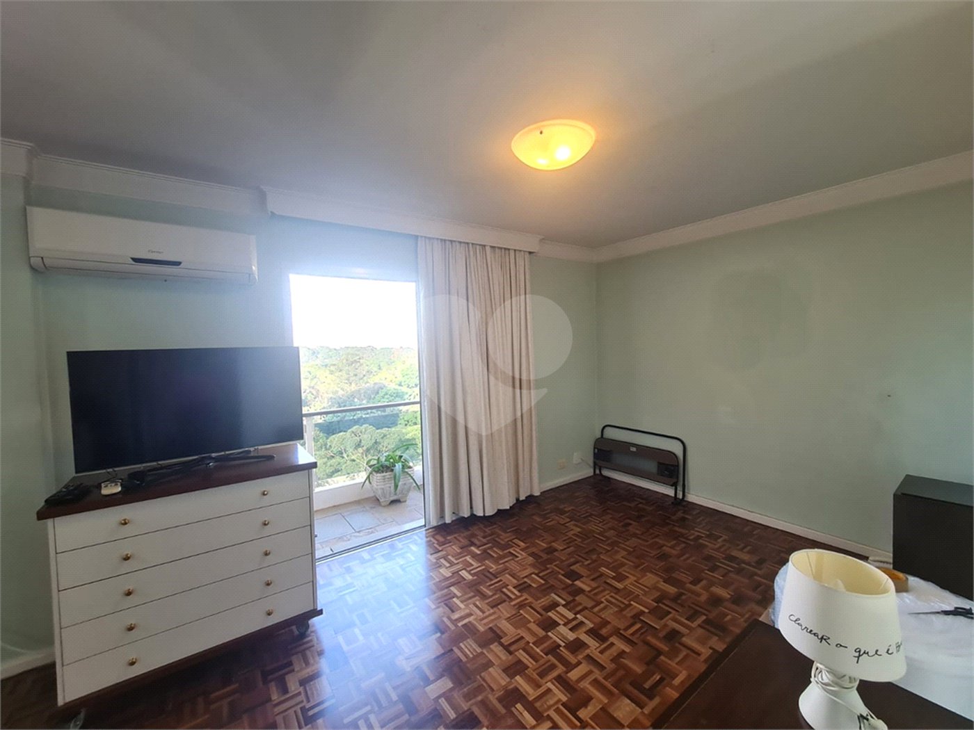 Apartamento à venda com 3 quartos, sendo 2 suítes, em Alto da Boa Vista, São Paulo, SP