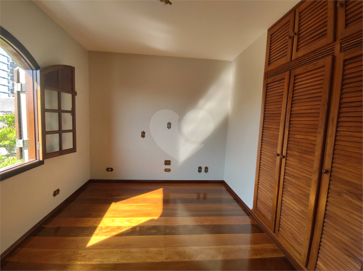 Sobrado à venda com 3 quartos, sendo 1 suíte, em Campo Grande, São Paulo, SP
