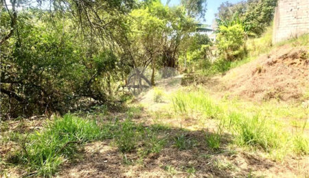 Terreno à venda no condomínio Residencial Cerros Verdes, Mairiporã - SP