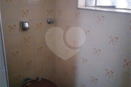 Sobrado à venda com 3 quartos em Vila Cordeiro, São Paulo, SP