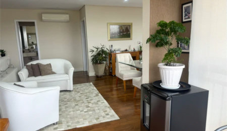 Apartamento à venda com 3 suítes em Vila Suzana, São Paulo, SP