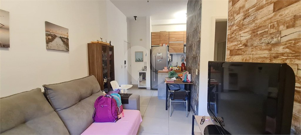 Apartamento à venda com 3 quartos, sendo 1 suíte, em Vila Vitório Mazzei, São Paulo, SP
