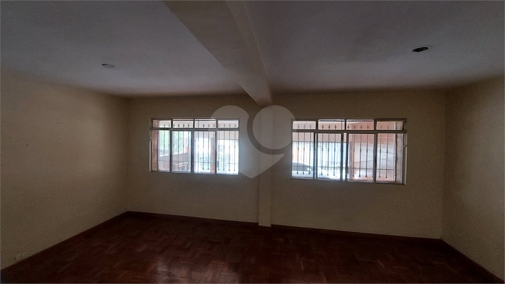 Sobrado à venda com 4 quartos, sendo 1 suíte,  em Vila Guarani (z Sul), São Paulo, SP