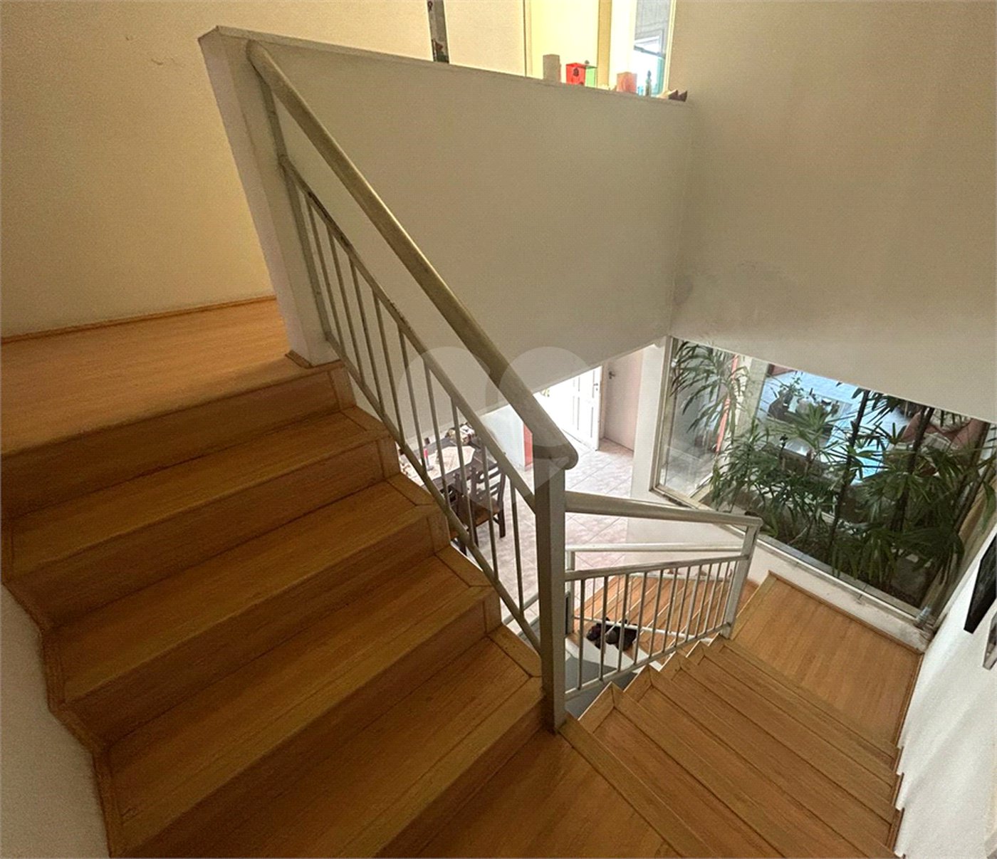 Sobrado à venda com 4 quartos, sendo 2 suítes, em Cidade Mãe do Céu, São Paulo, SP