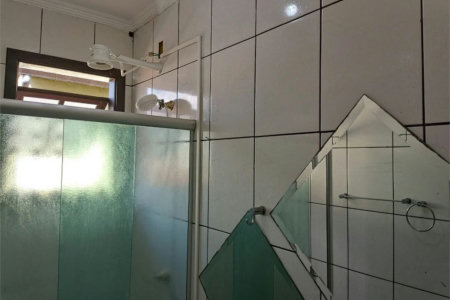 Casa à venda com 3 quartos, sendo 1 suíte, em Butantã, São Paulo, SP