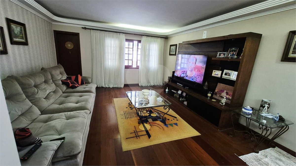Casa à venda com 3 suítes em Jardim das Vertentes, São Paulo, SP