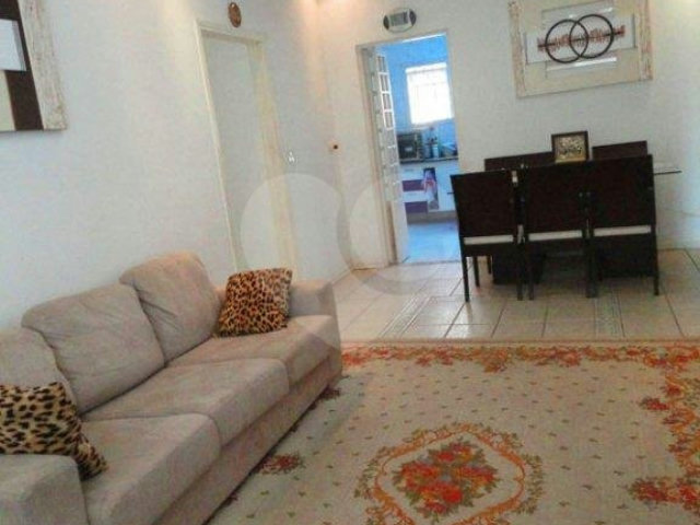 Casa Térrea à venda com 3 quartos, sendo 1 suíte,  em Vila Galvão, Guarulhos, SP