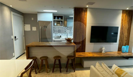Apartamento à venda com 2 quartos, sendo 1 suíte,  em Jardim Vazani, São Paulo, SP