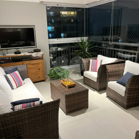 Apartamento à venda com 3 suítes em Vila Andrade, São Paulo, SP