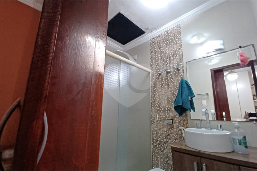 Casa à venda com 3 quartos, sendo 1 suíte, no condomínio Residencial Morada do Horto, São Paulo - SP