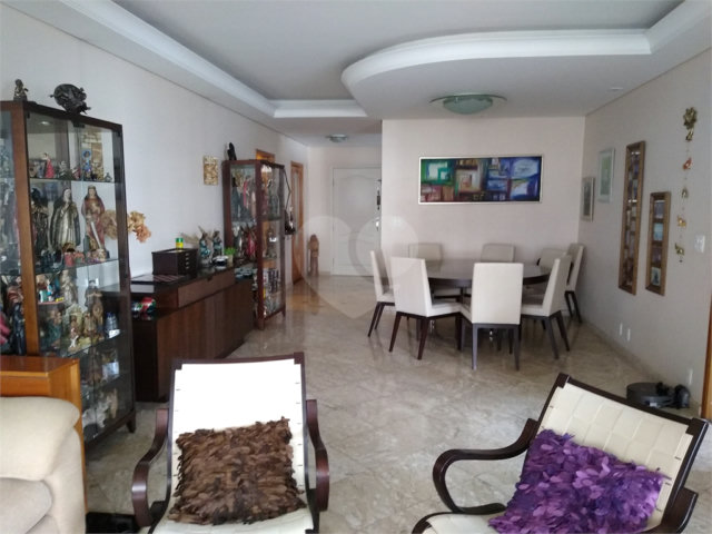 Apartamento à venda com 3 quartos, sendo 1 suíte,  em Bela Vista, São Paulo, SP