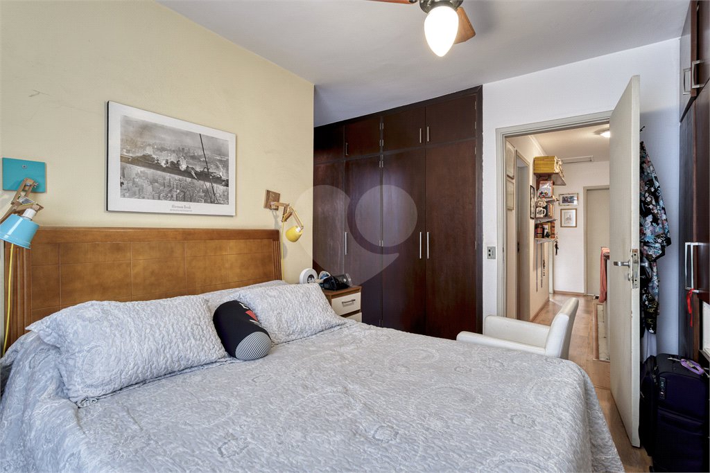 Sobrado à venda com 3 quartos, sendo 1 suíte,  em Alto da Boa Vista, São Paulo, SP