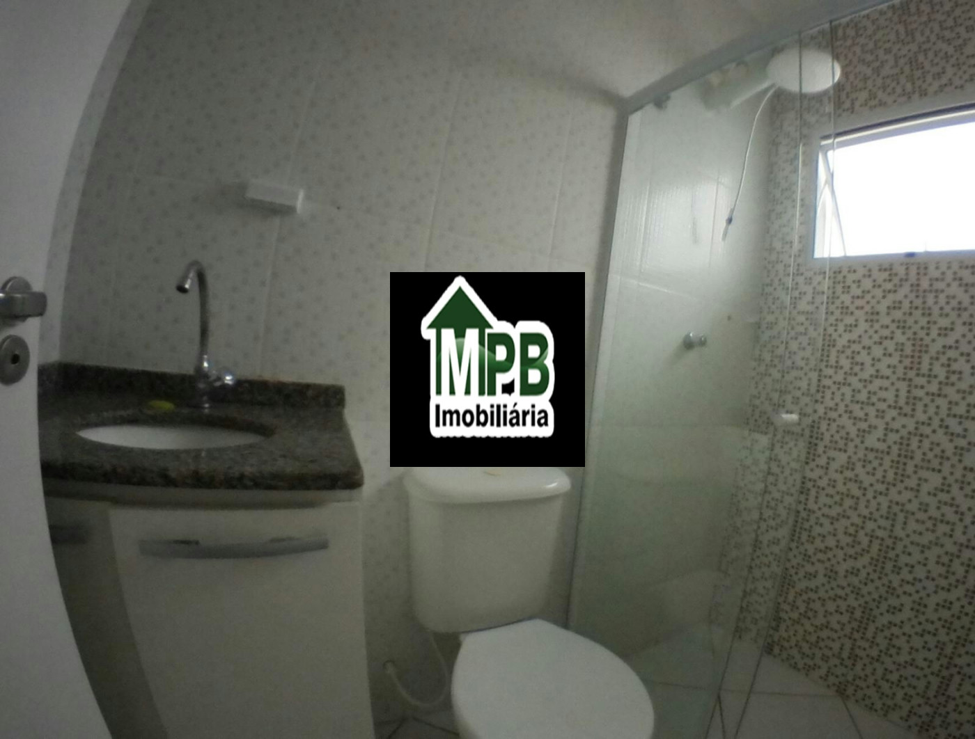 Casa à venda com 2 quartos, sendo 1 suíte, no condomínio Residencial Villaggio Victória, Sorocaba - SP