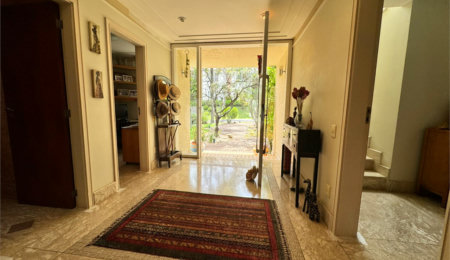 Casa à venda com 5 suítes no condomínio Residencial Bougainville, Campinas - SP