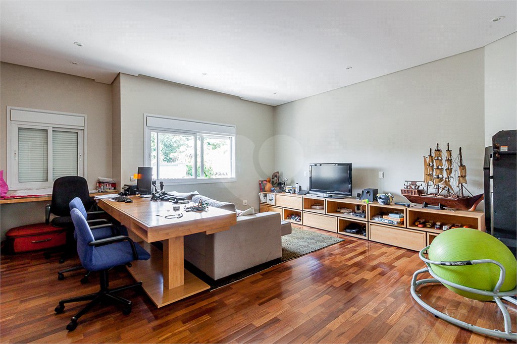 Casa à venda com 4 suítes em Alto da Lapa, São Paulo, SP