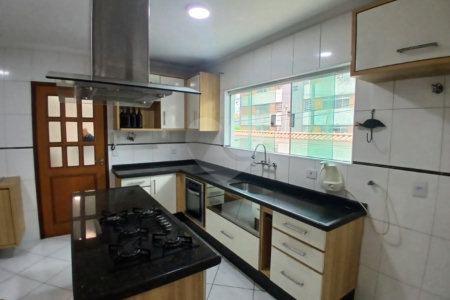 Sobrado à venda com 3 suítes em Vila Medeiros, São Paulo, SP