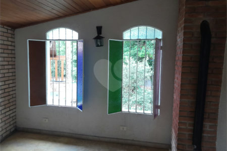 Sobrado à venda com 6 quartos, sendo 3 suítes, em Rolinópolis, São Paulo, SP
