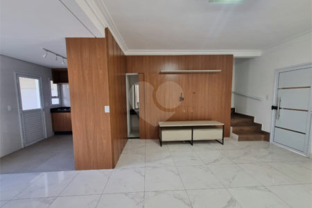 Casa à venda com 3 quartos, sendo 1 suíte, no condomínio Residencial Américo Figueiredo, Sorocaba - SP