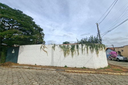 Casa à venda com 2 quartos no Centro, Alambari, SP