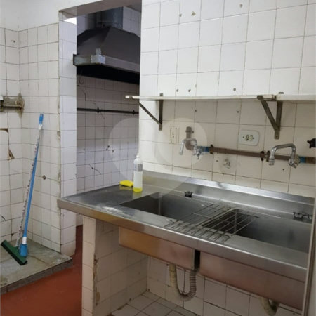 Sobrado à venda com 3 quartos em Jardim Paulista, São Paulo, SP
