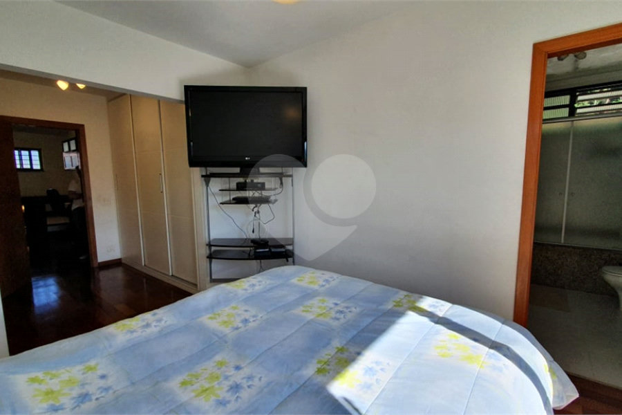 Sobrado à venda com 3 quartos, sendo 1 suíte, em Horto Florestal, São Paulo, SP
