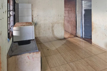 Casa à venda com 2 quartos em Jardim Ivone 1ª Seção, Ponta Porã, MS