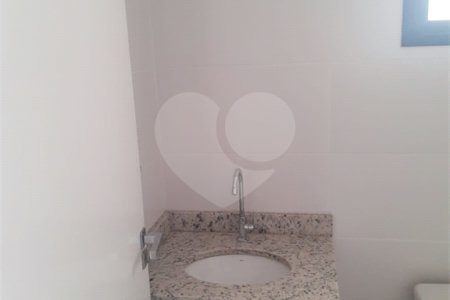 Apartamento à venda com 3 quartos, sendo 1 suíte, em Vila Domingues, Votorantim, SP