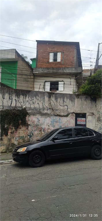 Sobrado à venda com 2 quartos em Tremembé, São Paulo, SP