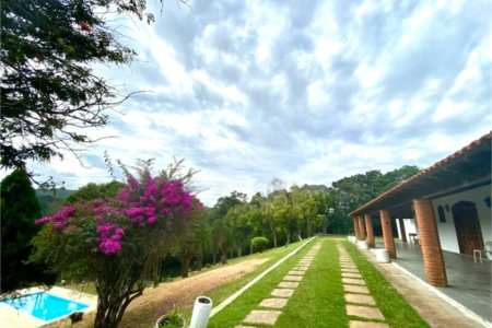 Sítio à venda com 6 quartos, sendo 1 suíte, no Centro (são João Novo), São Roque, SP
