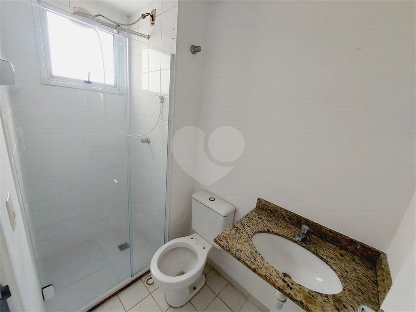 Apartamento à venda ou para alugar com 2 quartos em Vila Anastácio, São Paulo, SP