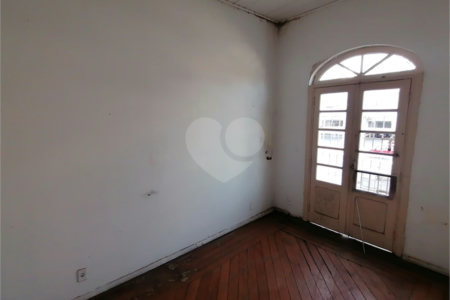 Sobrado à venda com 3 quartos em Vila Mariana, São Paulo, SP