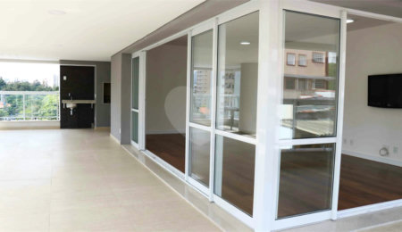 Apartamento à venda com 4 suítes em Vila Mariana, São Paulo, SP