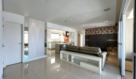 Apartamento à venda com 3 quartos, sendo 1 suíte,  em Vila Andrade, São Paulo, SP