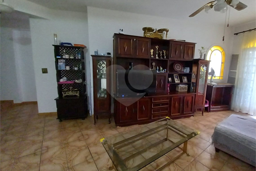 Sobrado à venda com 3 quartos, sendo 1 suíte, em Horto, São Paulo, SP