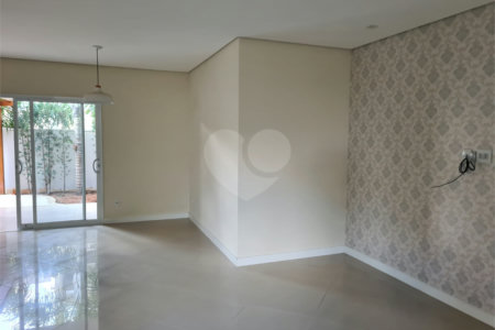 Casa à venda com 3 suítes no condomínio Reserva da Mata, Vinhedo - SP